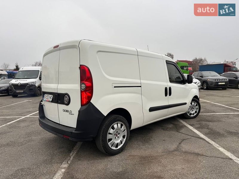 Грузопассажирский фургон Fiat Doblo 2012 в Киеве