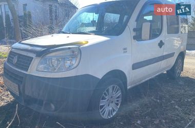 Минивэн Fiat Doblo 2008 в Киеве