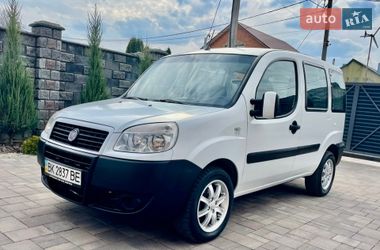 Минивэн Fiat Doblo 2006 в Ровно
