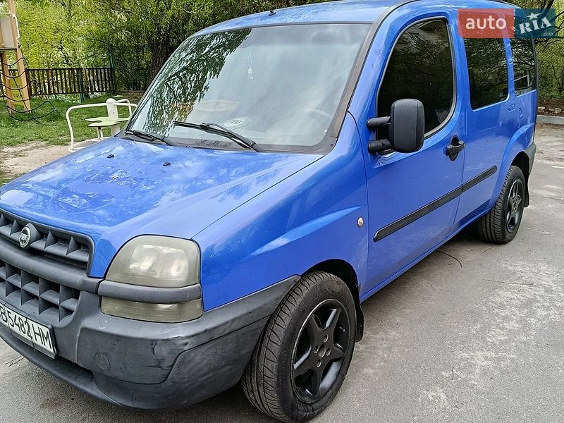Минивэн Fiat Doblo 2005 в Киеве