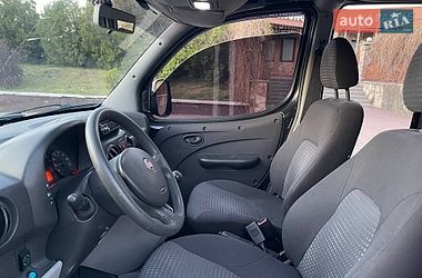 Минивэн Fiat Doblo 2010 в Киеве