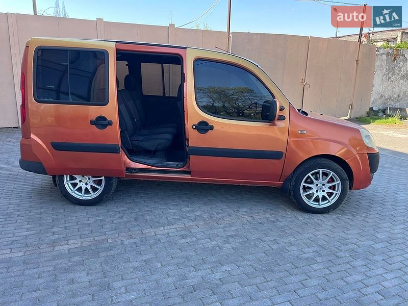 Мінівен Fiat Doblo 2006 в Миколаєві