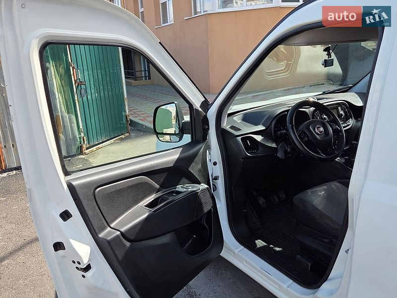 Грузовой фургон Fiat Doblo 2015 в Киеве