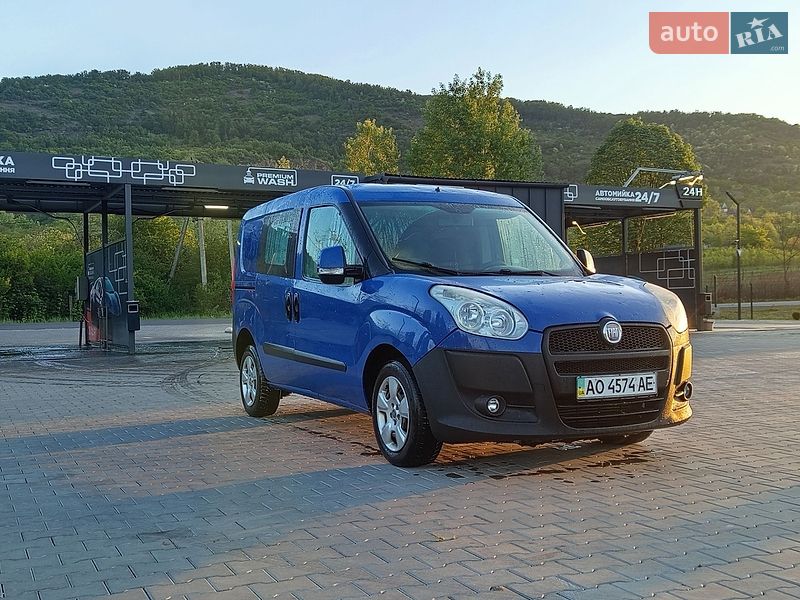 Грузовой фургон Fiat Doblo 2011 в Виноградове