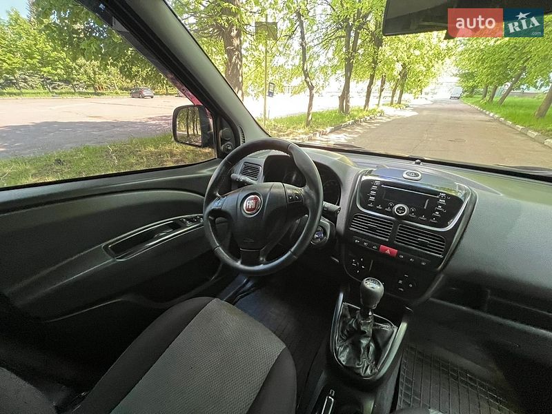 Минивэн Fiat Doblo 2012 в Житомире