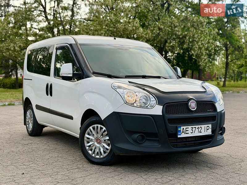 Минивэн Fiat Doblo 2010 в Днепре фото 2 Минивэн Fiat Doblo 2010 в Днепре