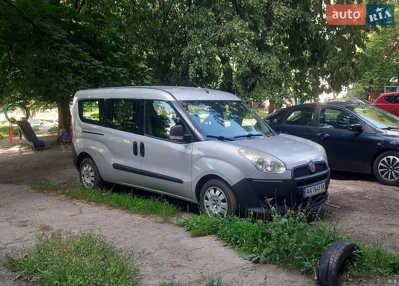 2010 Fiat Doblo - мініатюра 12