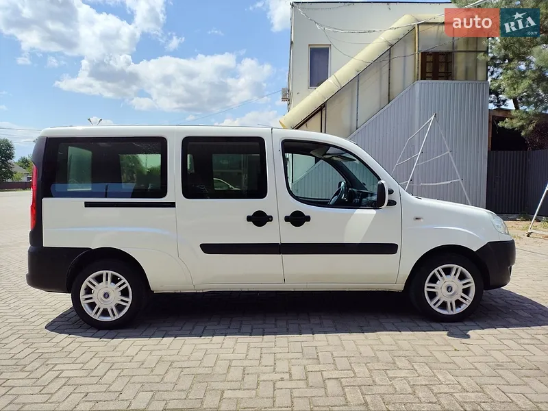 Fiat Doblo 2010