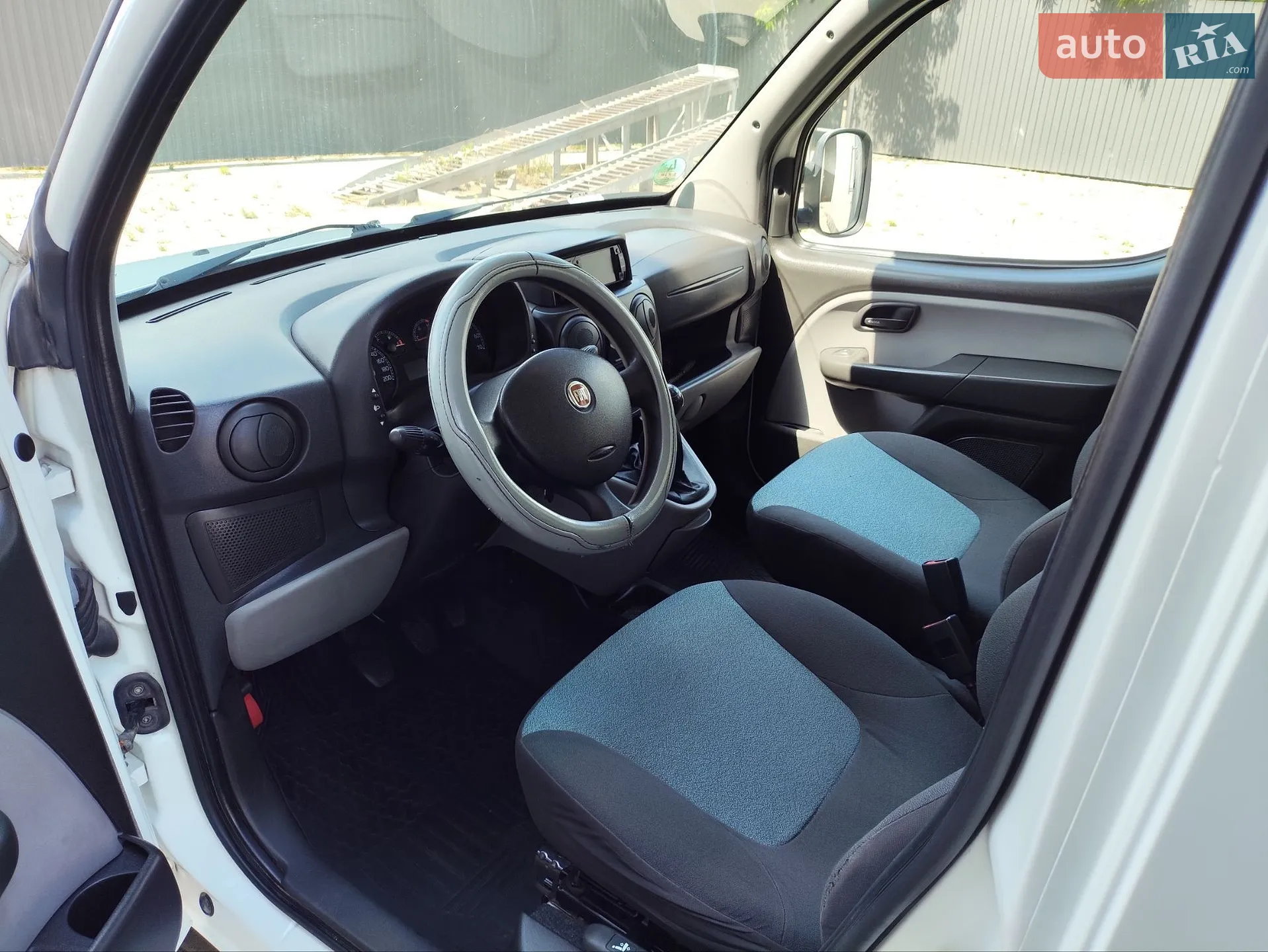 2010 Fiat Doblo - мініатюра 32
