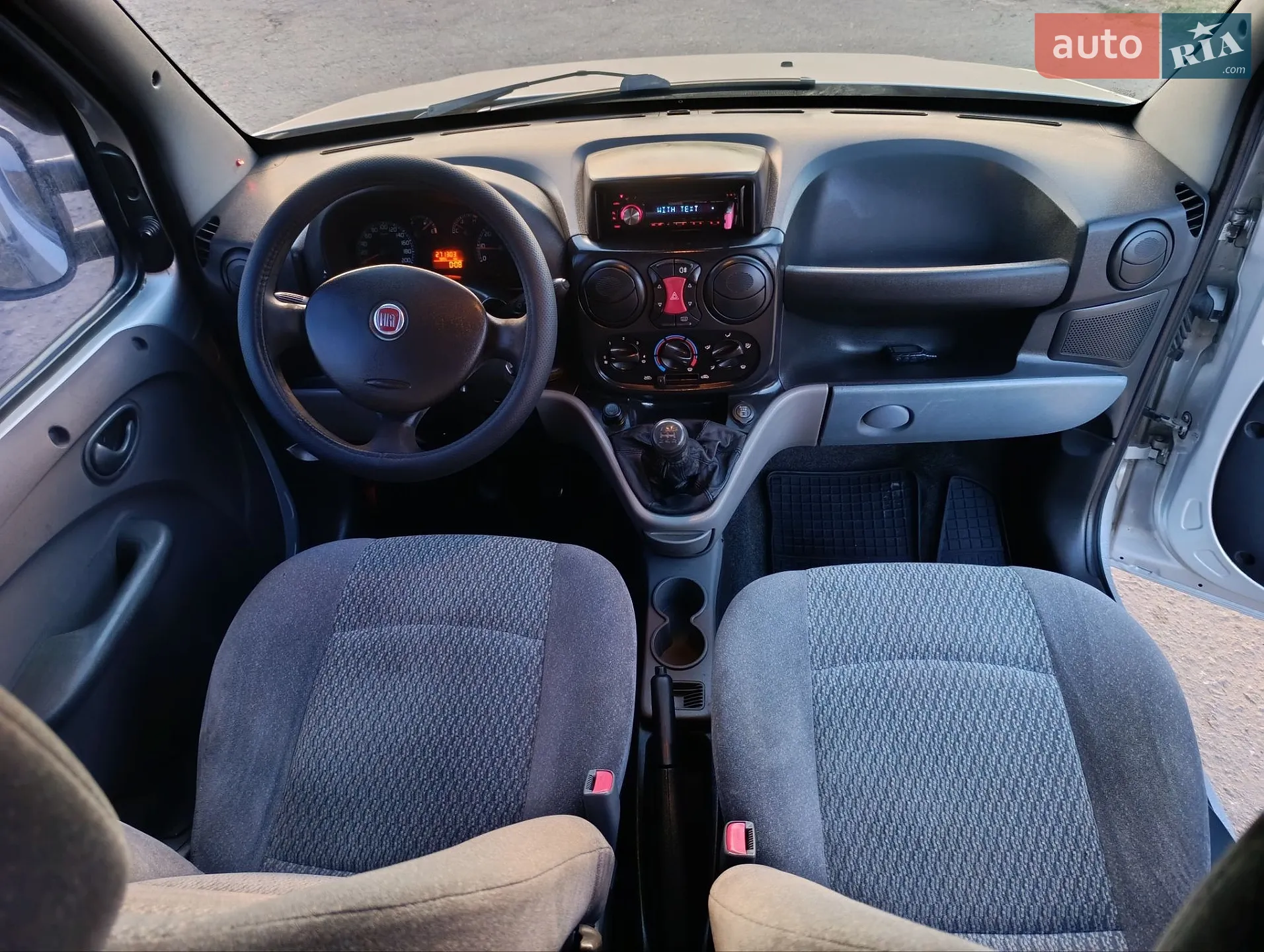 2010 Fiat Doblo - мініатюра 11
