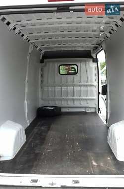 Вантажний фургон Fiat Ducato 2014 в 