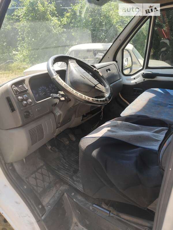 Вантажний фургон Fiat Ducato 2002 в Ужгороді