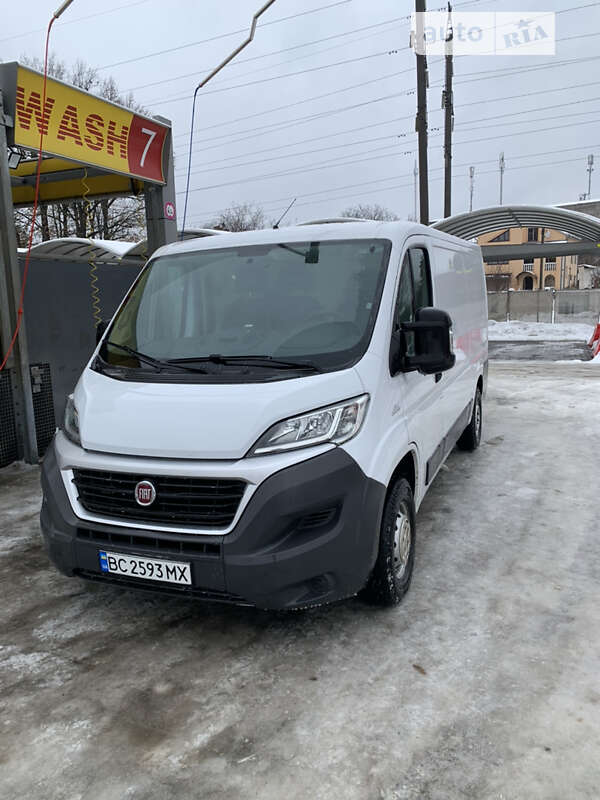 Вантажний фургон Fiat Ducato 2016 в Львові