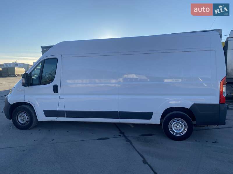 Вантажний фургон Fiat Ducato 2017 в Стрию