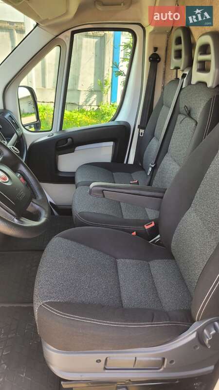 Вантажний фургон Fiat Ducato 2015 в Стрию