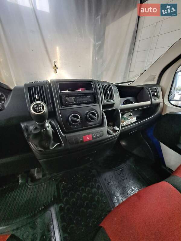 Грузовой фургон Fiat Ducato 2012 в Новояворовске