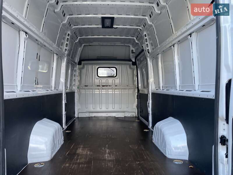 Вантажний фургон Fiat Ducato 2022 в Хусті