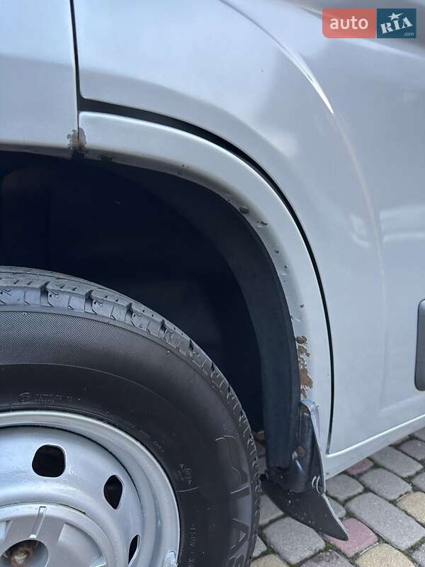 Вантажопасажирський фургон Fiat Ducato 2016 в Ужгороді