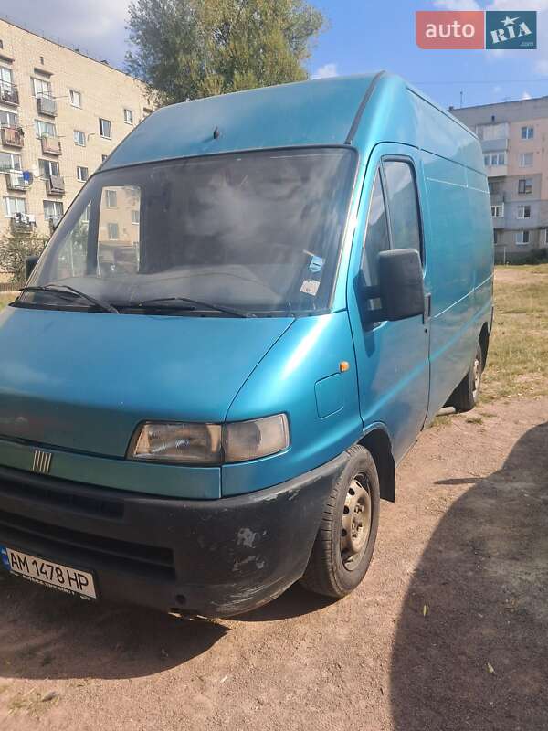 Грузовой фургон Fiat Ducato 1996 в Коростене