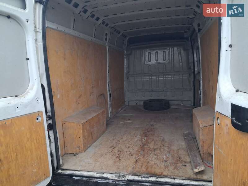 Вантажний фургон Fiat Ducato 2006 в Баранівці