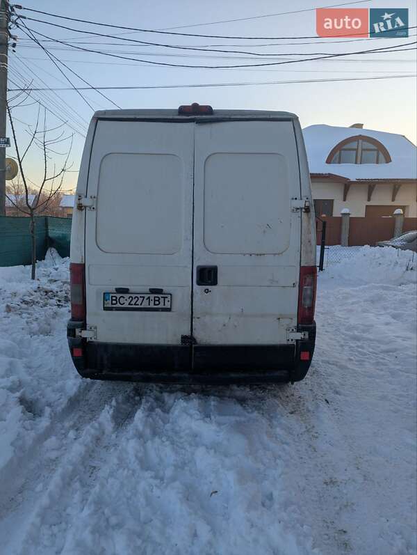 Грузовой фургон Fiat Ducato 2004 в Львове