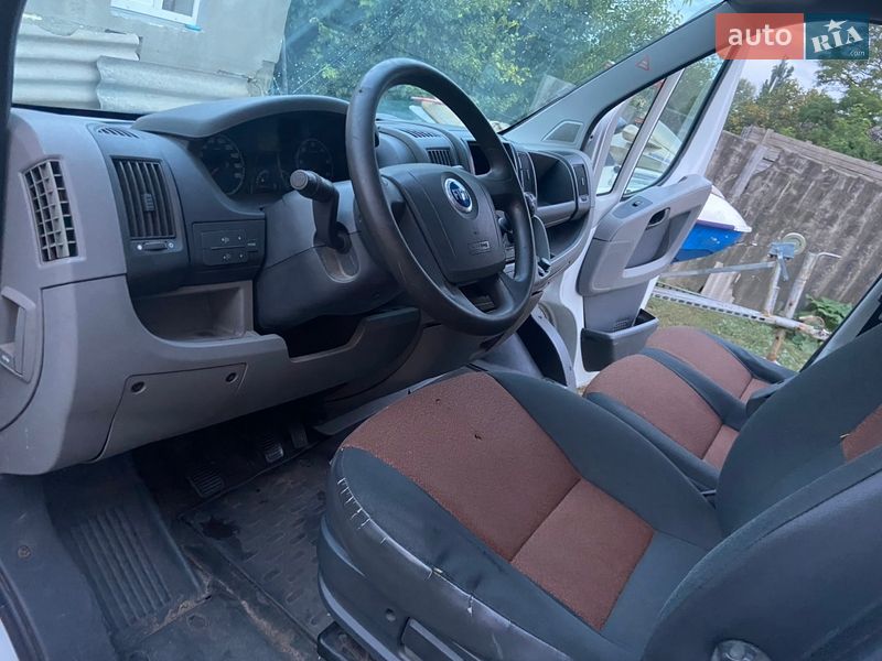 Вантажний фургон Fiat Ducato 2006 в Краснограді