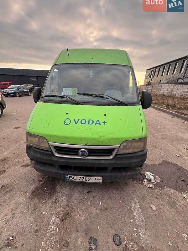 Вантажний фургон Fiat Ducato 2005 в Львові