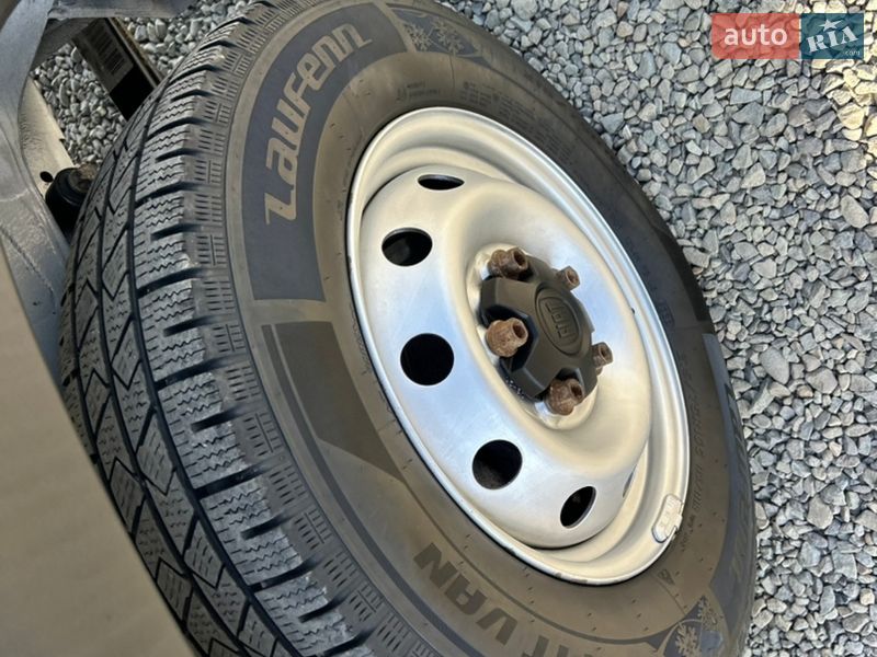 Вантажний фургон Fiat Ducato 2022 в Хусті