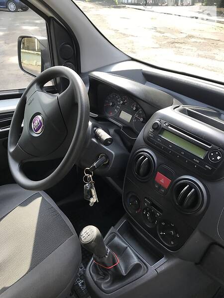 Вантажопасажирський фургон Fiat Fiorino 2008 в Чернівцях