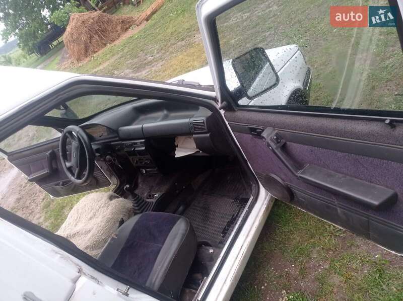 Седан Fiat Fiorino 1996 в Дубно