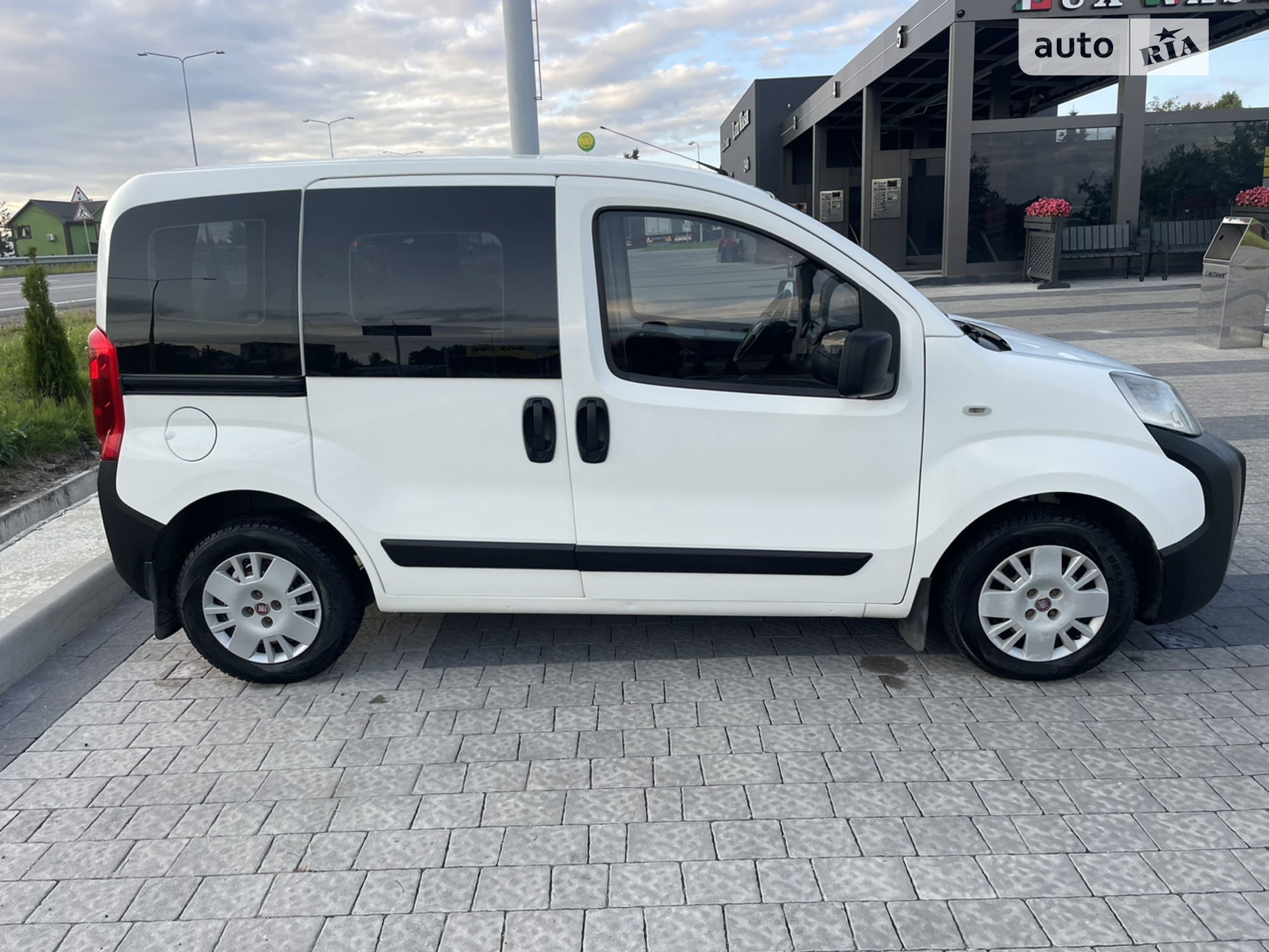 2011 Fiat Fiorino - мініатюра 2
