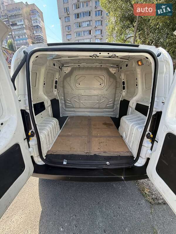 Грузовой фургон Fiat Fiorino 2018 в Киеве фото 15 Грузовой фургон Fiat Fiorino 2018 в Киеве