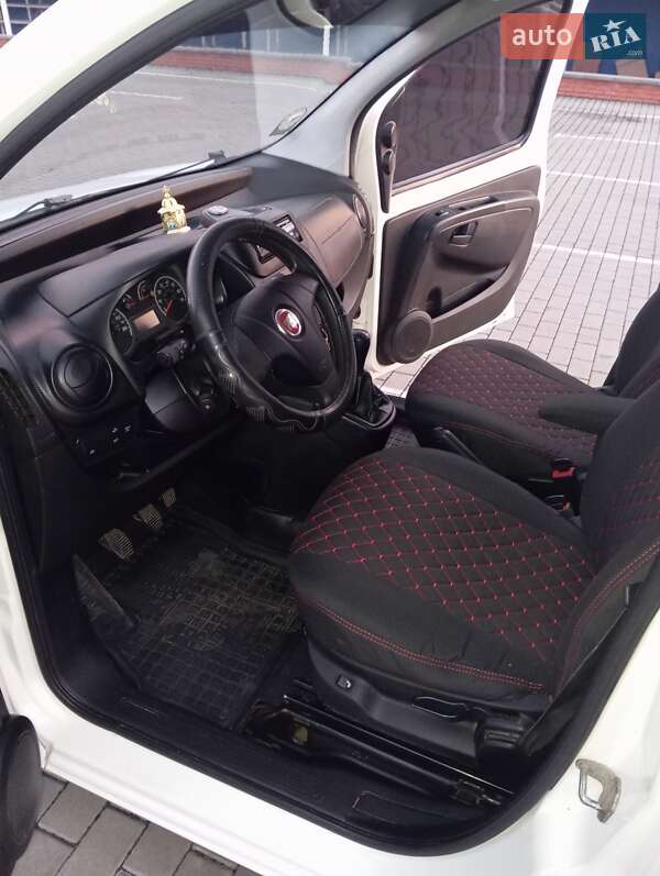 Вантажний фургон Fiat Fiorino 2014 в Ромнах фото 22 Вантажний фургон Fiat Fiorino 2014 в Ромнах
