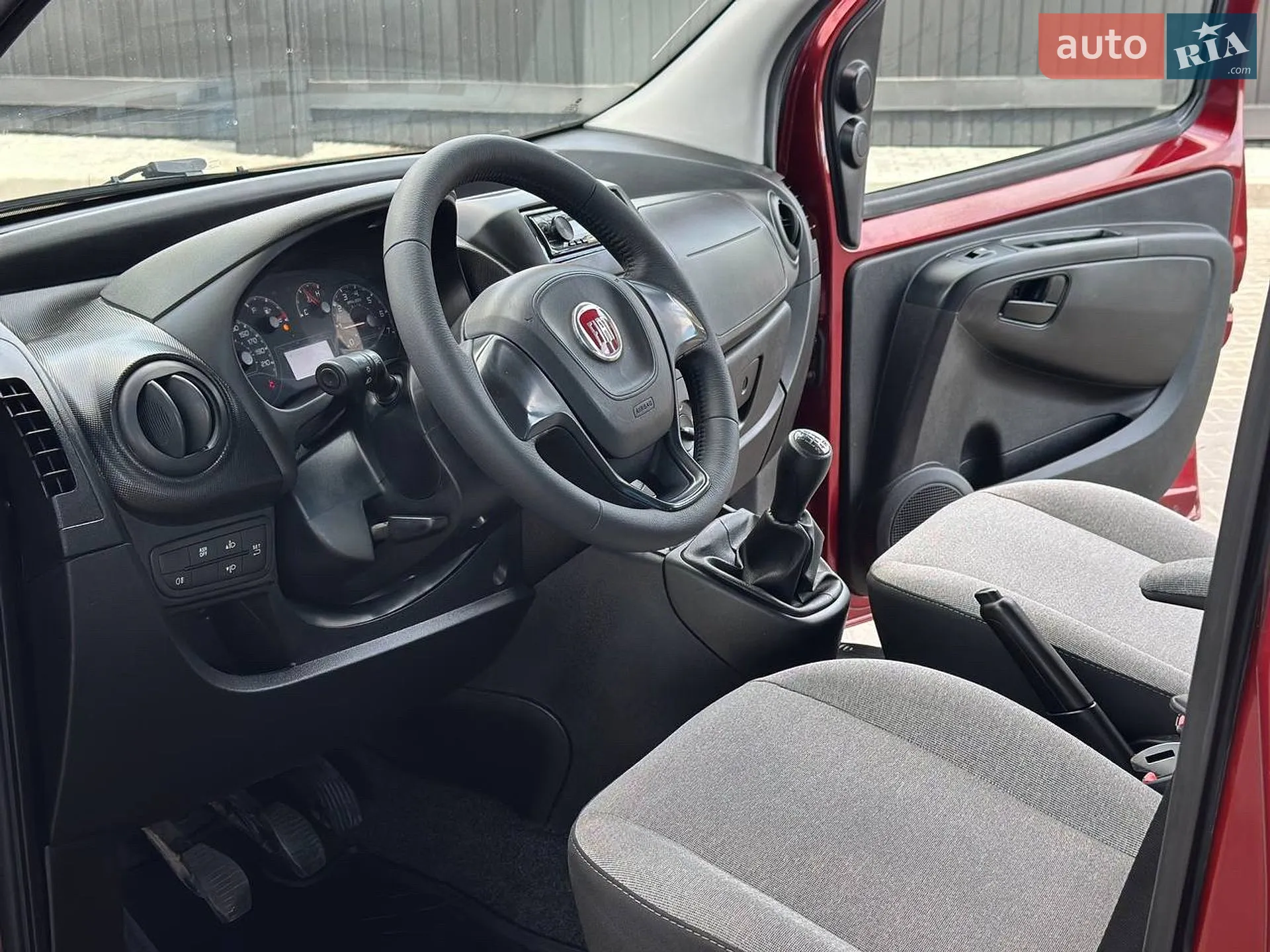 2017 Fiat Fiorino - мініатюра 11