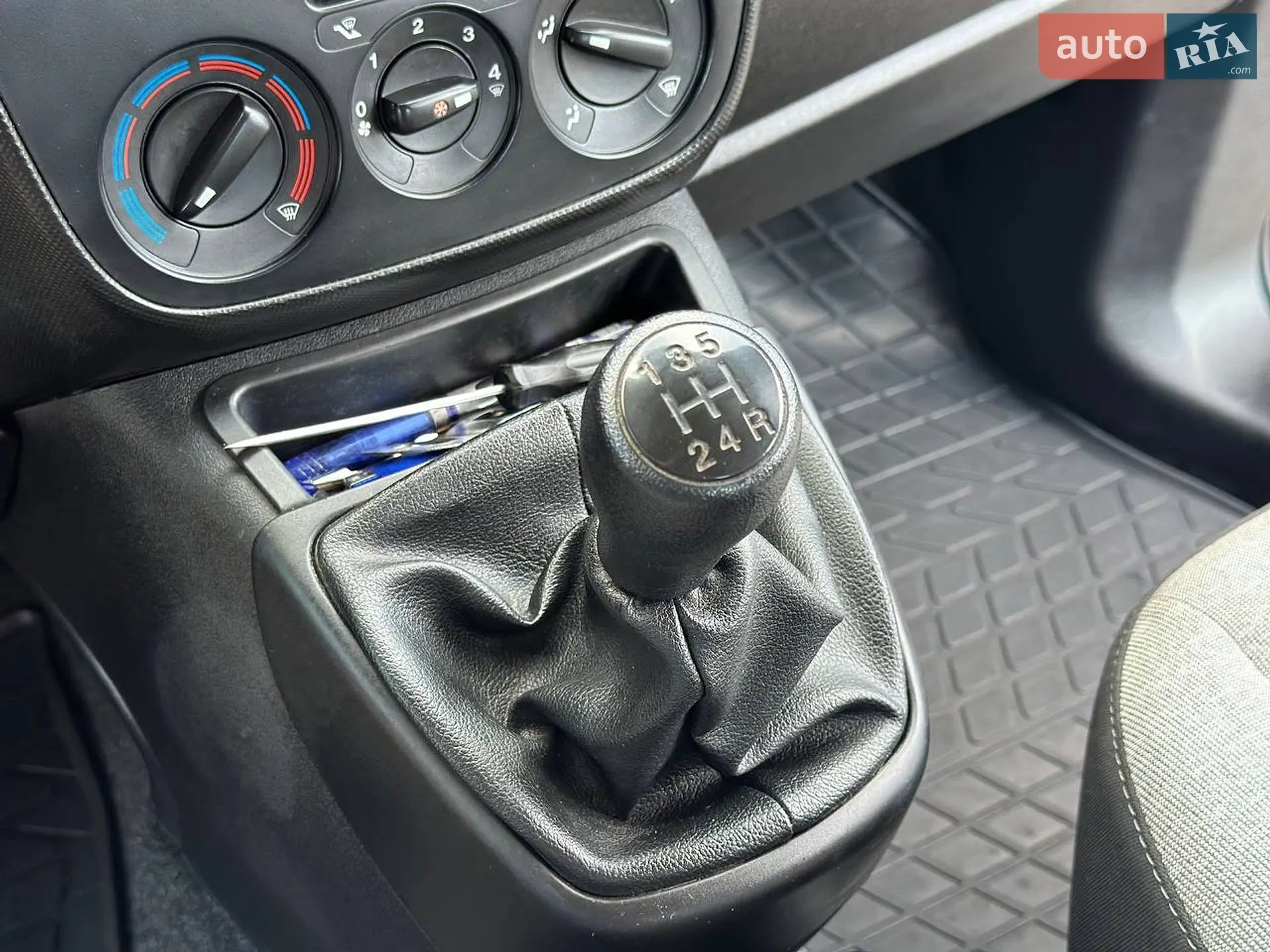 2017 Fiat Fiorino - мініатюра 18