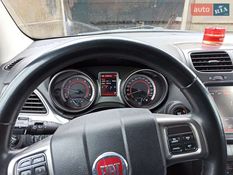 Позашляховик / Кросовер Fiat Freemont 2015 в Умані