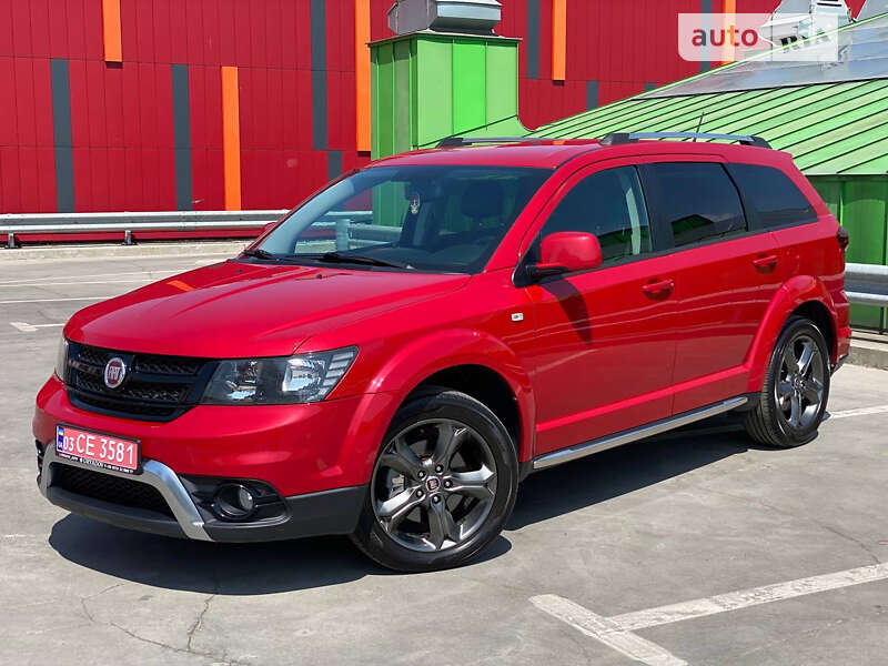 Внедорожник / Кроссовер Fiat Freemont 2015 в 