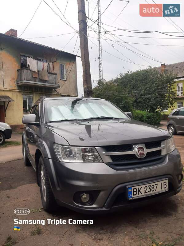 Fiat Freemont 2013