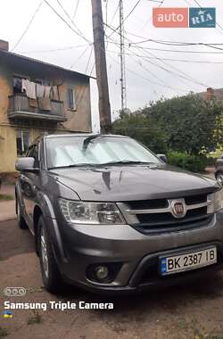 Внедорожник / Кроссовер Fiat Freemont 2013 в 