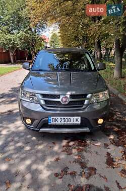 Внедорожник / Кроссовер Fiat Freemont 2012 в 