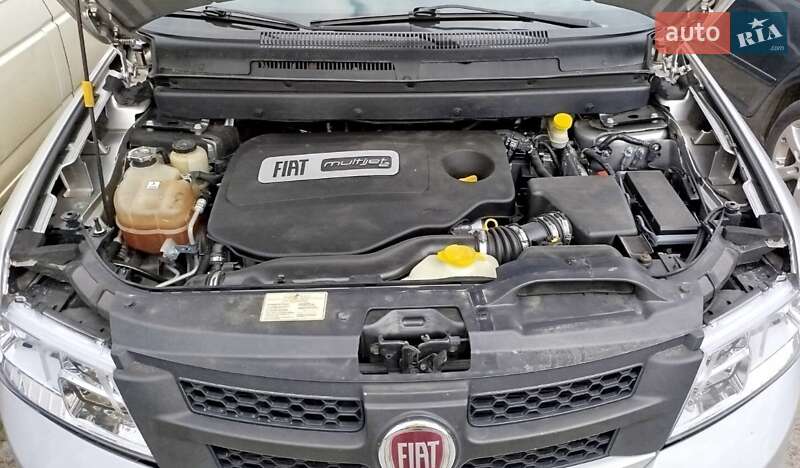 Внедорожник / Кроссовер Fiat Freemont 2013 в Тернополе