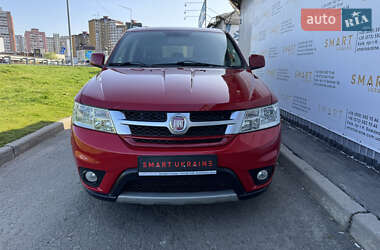 Внедорожник / Кроссовер Fiat Freemont 2012 в 