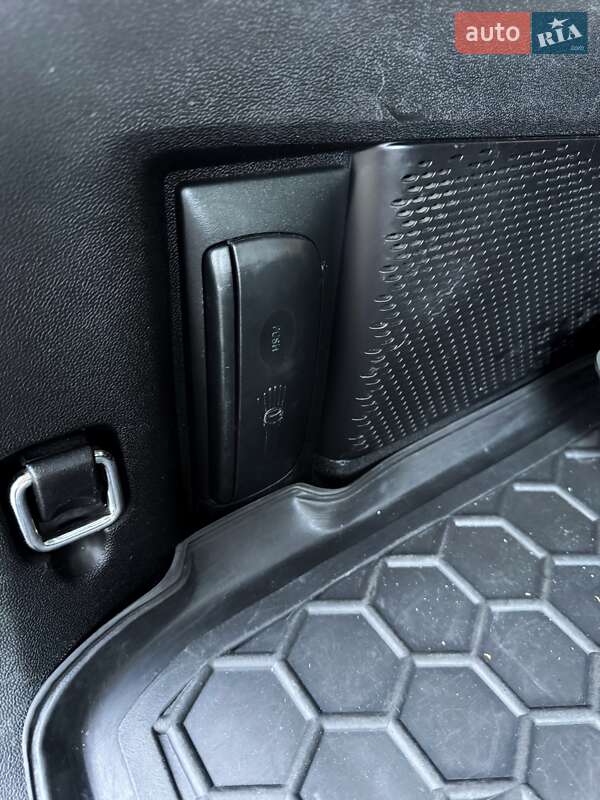 Внедорожник / Кроссовер Fiat Freemont 2013 в Чернигове фото 17 Внедорожник / Кроссовер Fiat Freemont 2013 в Чернигове