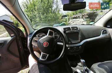 Позашляховик / Кросовер Fiat Freemont 2013 в 