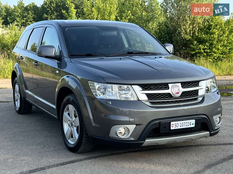 Fiat Freemont 2011