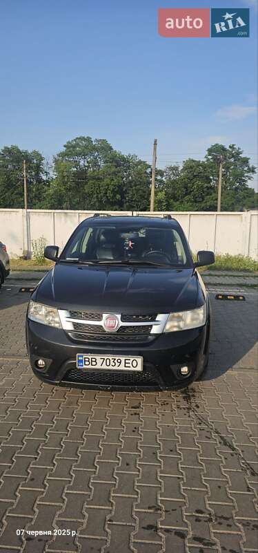 Внедорожник / Кроссовер Fiat Freemont 2012 в Киеве
