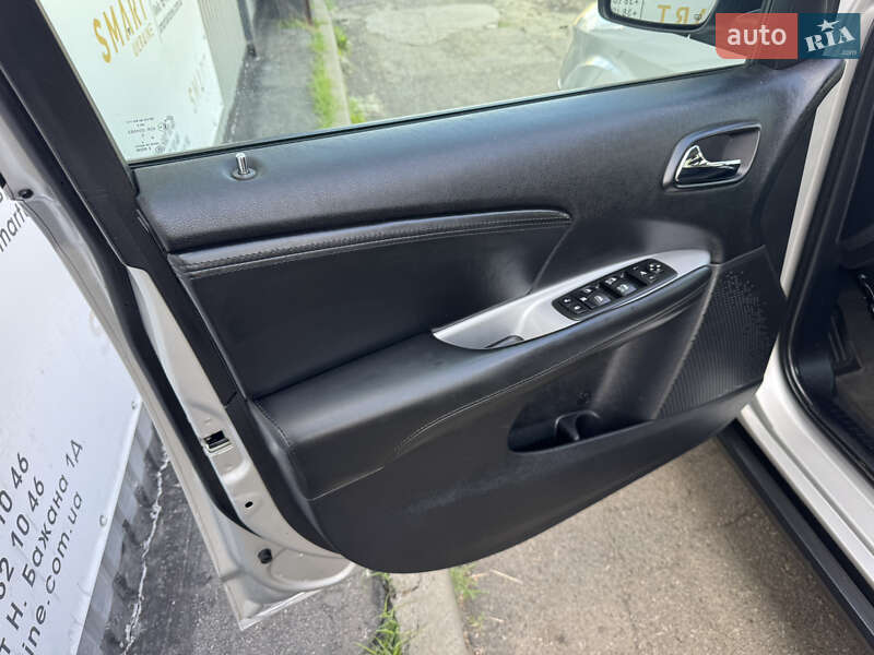 Позашляховик / Кросовер Fiat Freemont 2012 в Києві фото 11 Позашляховик / Кросовер Fiat Freemont 2012 в Києві