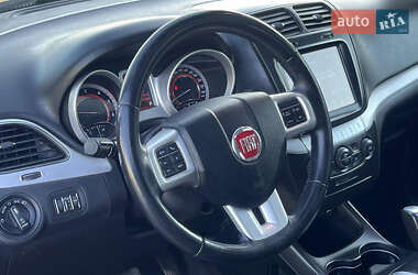 Внедорожник / Кроссовер Fiat Freemont 2012 в 