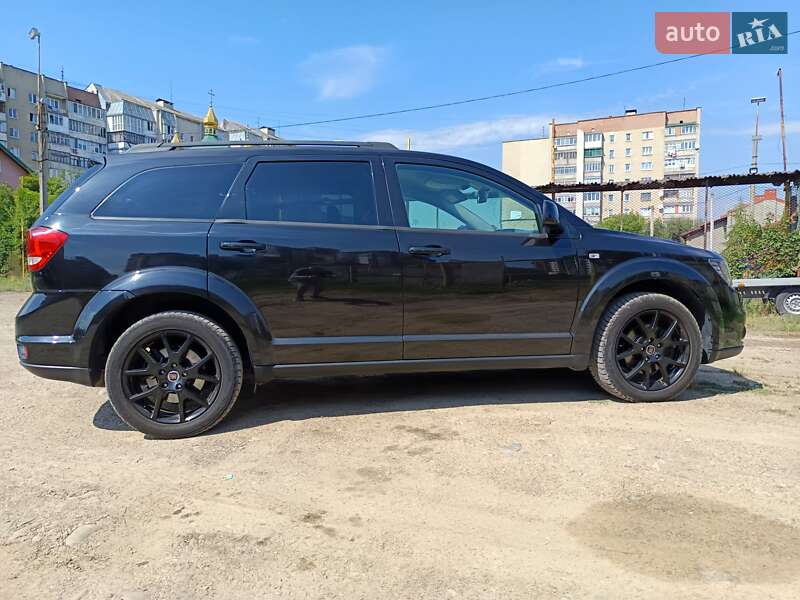 Позашляховик / Кросовер Fiat Freemont 2015 в Івано-Франківську