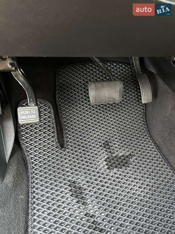 Внедорожник / Кроссовер Fiat Freemont 2013 в Киеве фото 9 Внедорожник / Кроссовер Fiat Freemont 2013 в Киеве